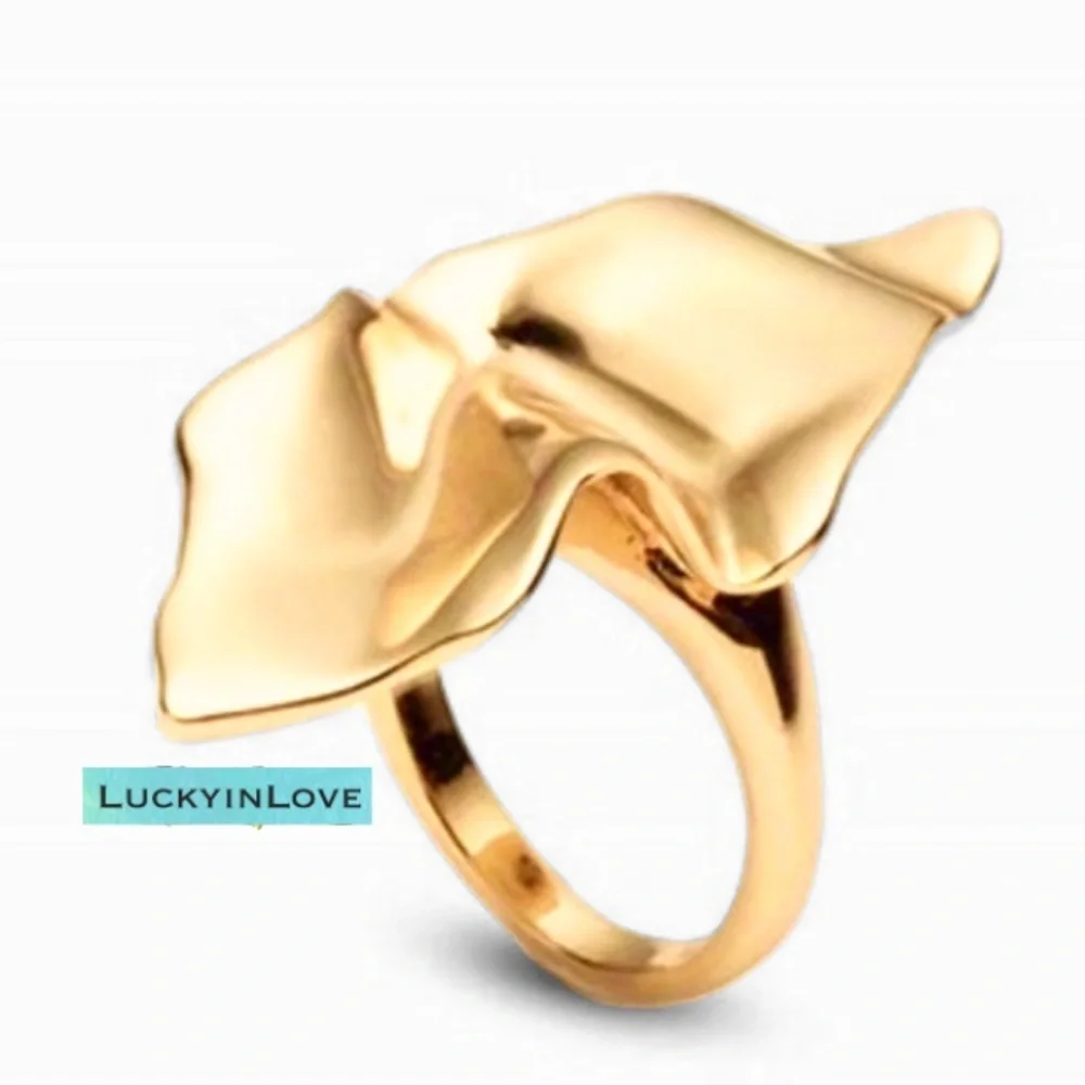 ALEXIS BITTAR Crumpled Metal Graceful Leaf Shaped Sculpted Yellow Gold Ring